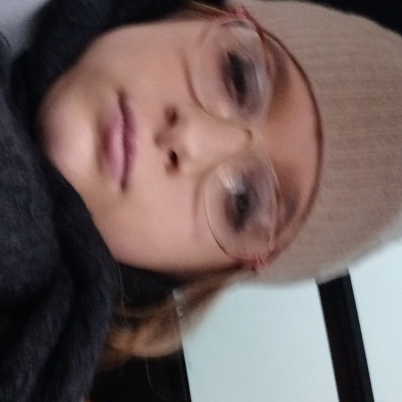 Scarf - Picture 2 of 4